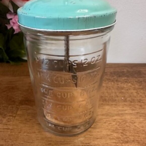 Vintage Androck Nut Chopper Glass‎ Jar Turquoise Metal Lid Retro Kitchen Tool - Picture 2 of 5